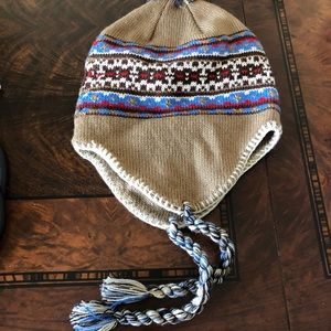 Unisex winter hat, size 8-18